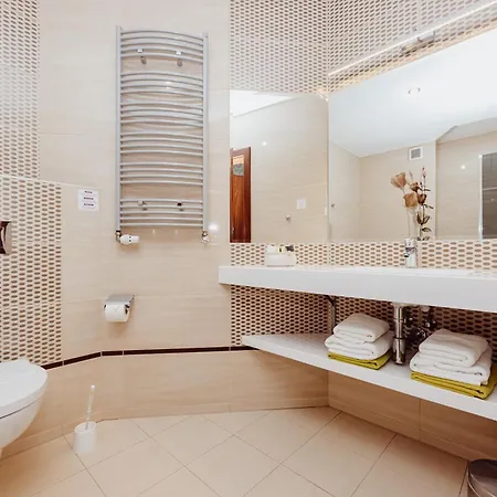 Buczynski Medical & 4* Świeradów-Zdrój